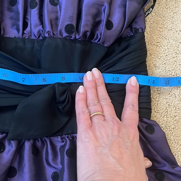 Betsey Johnson Strapless polkadot Partydress, size 8 - Picture 8 of 10